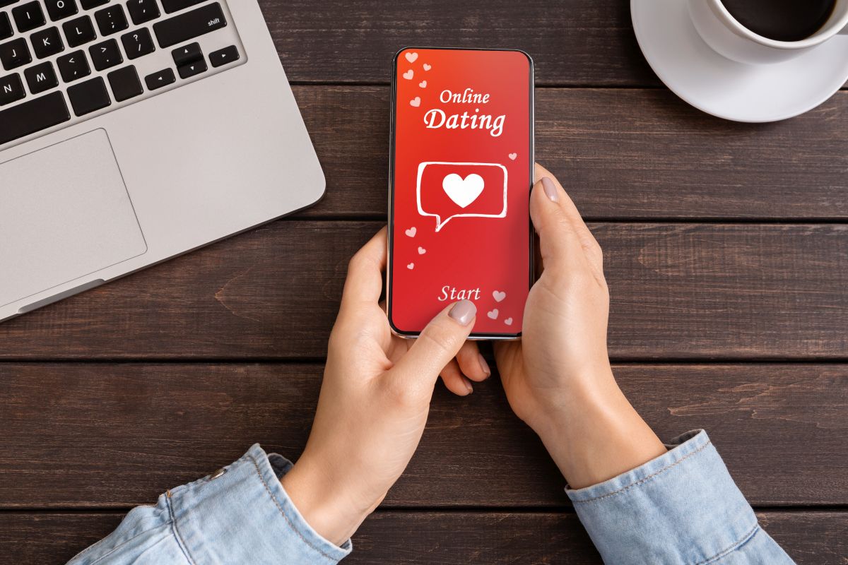 Czy warto szukać partnera przez aplikacje randkowe?